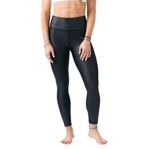 Zyia Metallic Leggings